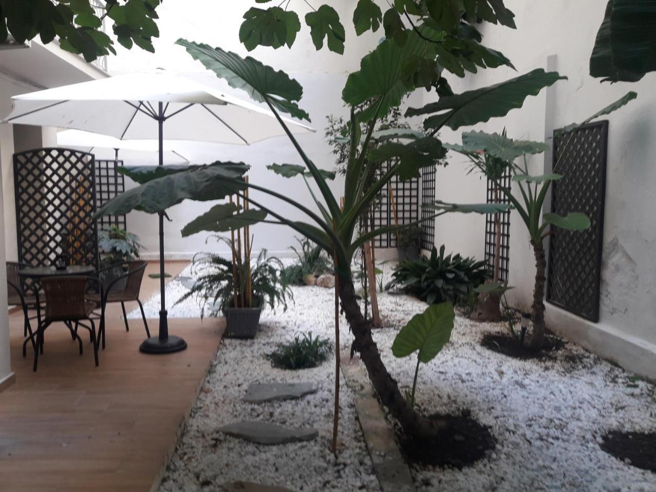 Studio Posh With Garden In Kolonaki Atena Exterior foto